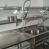 Sink stainless steel restoran 2–3 bowl dari ALTAFNB, mudah dibersihkan.