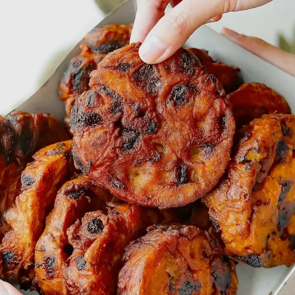 Pisang Goreng Bu Nanik: Rahasia Crispy, Manis, dan Viral Ala Jakarta